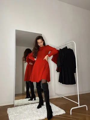 Романтичный образ красное платье и ботфорты | Wardrobe, Shopping, Wardrobe  rack