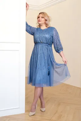 Вечернее платье длины миди с рукавом и завышенной талией в Хабаровске