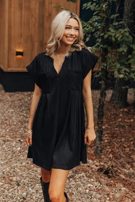 Long Weekend Wonderful Shift Dress In Black • Impressions Online Boutique