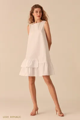 Белое свободное платье-трапеция с воланами 0256035533-1 - купить в  интернет-магазине LOVE REPUBLIC по цене: 1 299 ₽