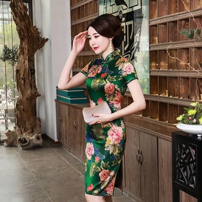 Burgundy Thigh Split Wedding Qipao / Cheongsam Dress - CozyLadyWear