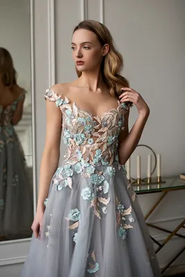 Buy Платье-цветок из бумаги Ирис | Skrami.ca