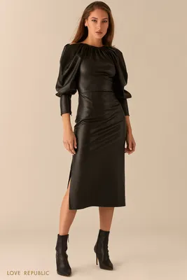 Начинайте носить остромодные черные платья из кожи | Vogue Russia