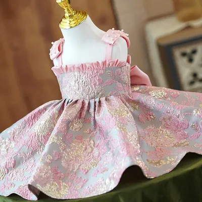 Красивые платья для новорожденных: нужны ли они? - Одесская Жизнь