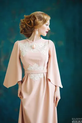 Светлое розовое платье для торжества с кружевом \"Эдит\" | Вечерние платья,  Платья, Дизайнерские вечерние платья
