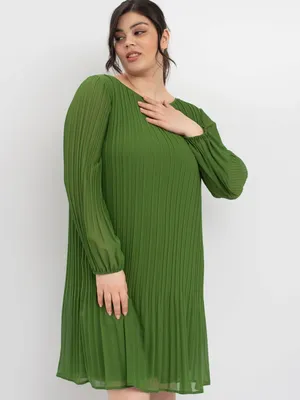 Платье-миди из плиссированной ткани на подкладке зеленого цвета  14-2222-180017-21040 купить со скидкой в Москве. 🏷️ Цена 8120 рублей |  GERRY WEBER