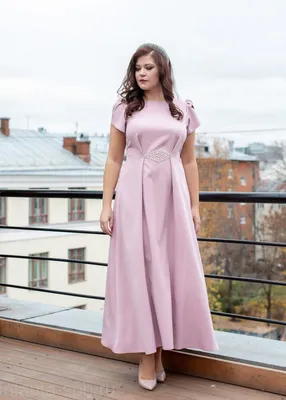 Женские нарядные платья больших размеров - купить вечерние платья в  интернет-магазине для полных женщин