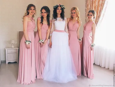 Платье подружки невесты в 2023 году: 7 модных моделей, советы по выбору