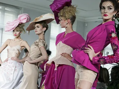 Натали Портман появилась в Каннах в культовом платье Dior - что известно о  наряде, читайте на ТСН, новости 1+1 — Звезды и мода