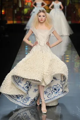 Платье для венчания Victoria Soprano Dior — купить в Москве - Свадебный ТЦ  Вега
