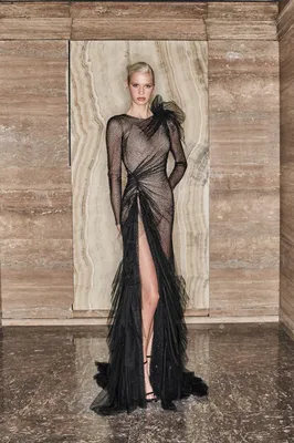 Итальянская Золушка: свадебные платья Atelier Versace | Vogue UA