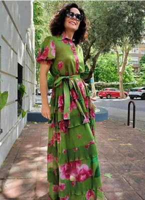 Платье миди с цветочным принтом. Модный дом Ekaterina Smolina.