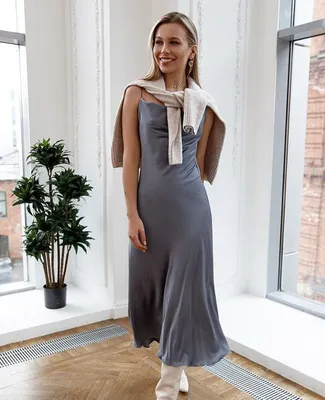 Серое платье - 102 фото модных платьев серого цвета | Vestidos para  morenas, Vestidos de moda para mujer, Vestidos de mujer