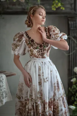 Аренда платьев в русском стиле (с кокошниками) в Москве