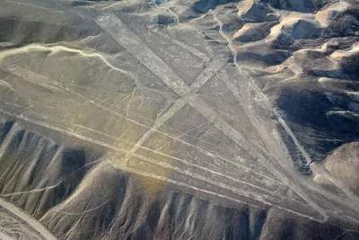 Ученые обнаружили на плато Наска загадочные гигантские рисунки
