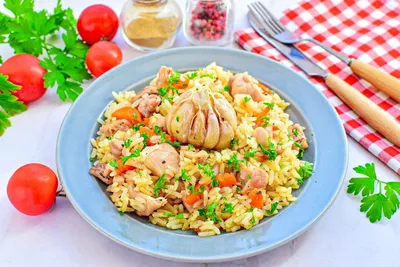 Плов с курицей рецепт – как приготовить на сковороде вкусное блюдо из риса