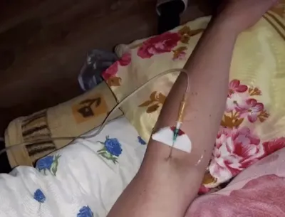 Медсестре тубдиспансера с пневмонией и коронавирусом отказывались дать  больничный | Политика 09