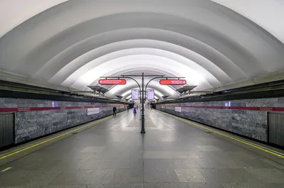 8 самых интересных станций метро Петербурга