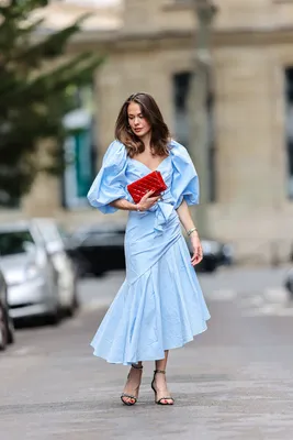 Купить Голубое привлекательное замшевое платье с поясом
