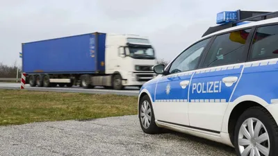 Немецкая полиция начала следить за соблюдением закона, на который раньше  закрывала глаза | trans.info