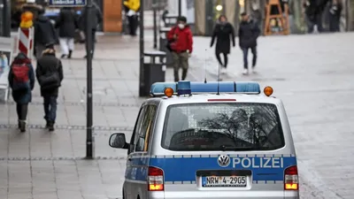 Полиция ФРГ нашла часть похищенных в Дрездене бриллиантов - 17.12.2022,  Sputnik Азербайджан