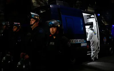 Полиция Аргентины задержала мужчину, пытавшегося убить вице-президента — РБК