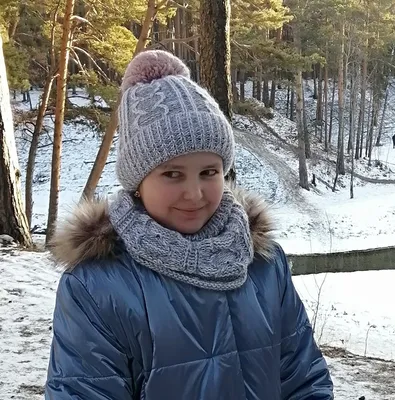 Детские польские зимние вязаные шапки для девочек на флисе с завязками и  помпоном оптом р.42-44 - Grans