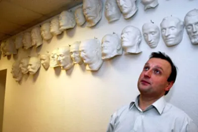 В Киев привезли посмертные маски гениев. ФОТО | Обозреватель