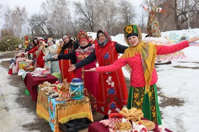 Празднование Масленицы 2024: мероприятия в СПб и Ленобласти, самый полный  список