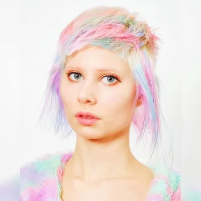Стрижка медуза – самая модная прическа весны 2023: подойдет неординарным  женщинам - Today.ua