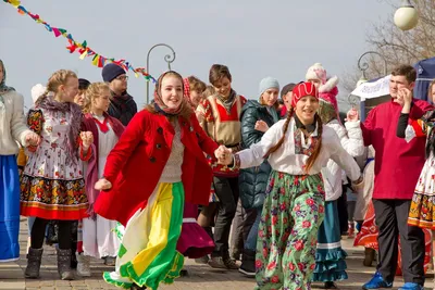 Масленица, душа моя! Проводы зимы в Дмитрове - экскурсионный тур в Дмитров  - Широкая масленица