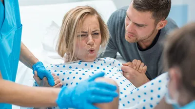 Чем поможет врач при родах: 7 частых случаев из акушерской практики |  PARENTS