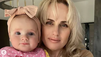 Ребел Уилсон делится милыми новыми фотографиями со своей дочерью Ройс Лилиан - Good Morning America