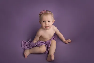 Фотосессия ребенка в 8 месяцев, фотосъемка 8-месячного младенца