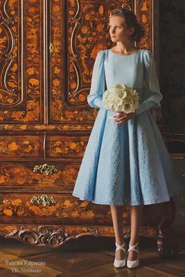 Голубое свадебное платье в стиле 50-х 60-х | Свадьба в стиле ретро, Свадебные  платья, Платья с цветами для девочек