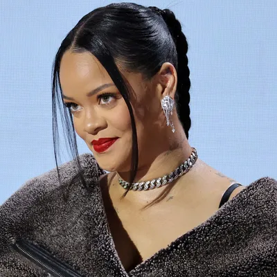 Rihanna's Net Worth (2023): How Much Rihanna Makes From Fenty, Movies,  Music - Parade: Entertainment, Recipes, Health, Life, Holidays