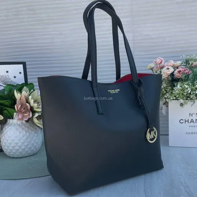 Рюкзак Michael Kors (Майкл Корс) черный с золотыми заклепками