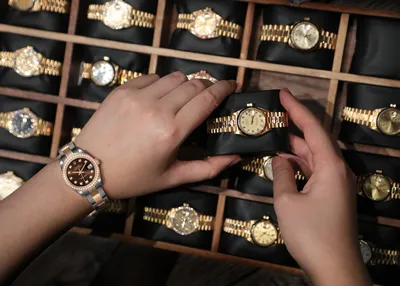 Rolex Watches Gained More Value Than Gold Or Real Estate In Last Decade -  Maxim