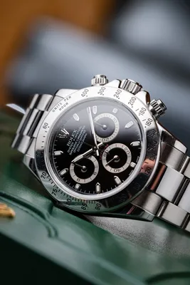 Celebrities With the Rolex Daytona Green Dial – IFL Watches