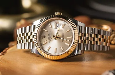 Rolex Datejust 16220 White Porcelain Dial Applied Roman Hours