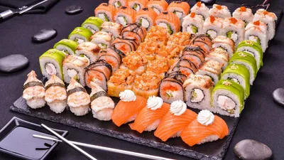 Быстро и вкусно: где в Днепре можно заказать суши и роллы с доставкой