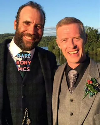 Рори Макканн в Instagram: «Говорим о свадьбах 😏🥰💕💕💕 Такой красивый 🥵😜😋💋👅👅👅👅 #rorymccann #sandorclegane… | Рори Макканн, Рори, Красавчик