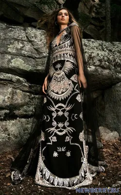 Роскошные вечерние платья Cucculelli Shaheen весна-лето 2022 | Модные  стили, Вечерние платья, Быть женщиной
