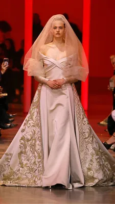 Роскошные вечерние платья | Свадебный салон Валенсия (Москва)
