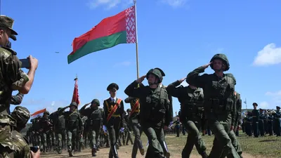 Россия и Беларусь создают общие войска: причина