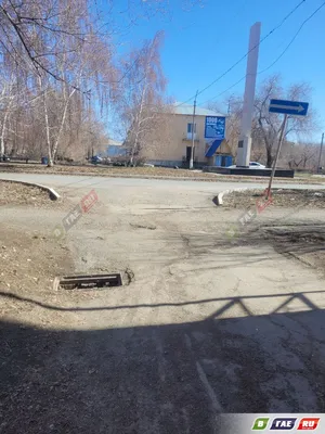 https://vgae.ru/news/communal/31460-dyrka-v-asfalte-dlja-kolesa.html