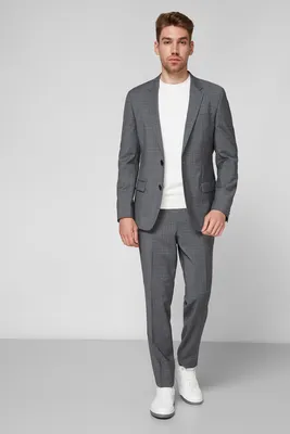 Костюм мужской тройка светло-серый – купить в Москве | Фирменная одежда и  аксессуары BAUROTTI для мужчин