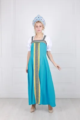 Русский народный костюм: платье с желтой вставкой+ кокошник. Цвет красный.