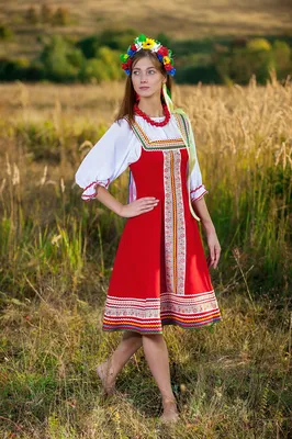 Русский сарафан – история возникновения, описание, особенности и  разновидности, с чем носить русский сарафан, аксессуары