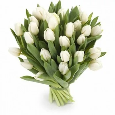 Белые тюльпаны в шляпной коробке – купить с доставкой в Москве